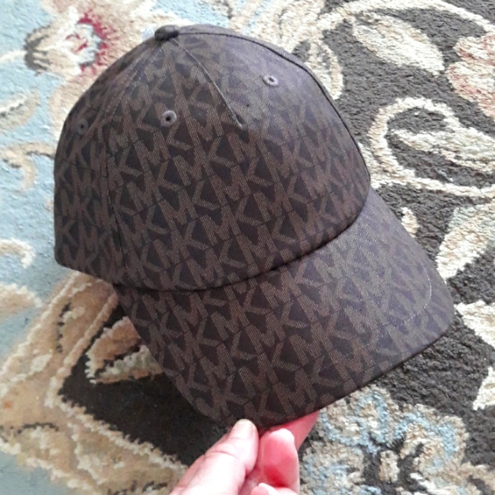 3x*Host Pick*Michael Kors ladies hat - Picture 3 of 16